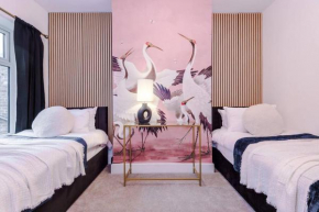 5 Bed Salford Sanctuary Retreat